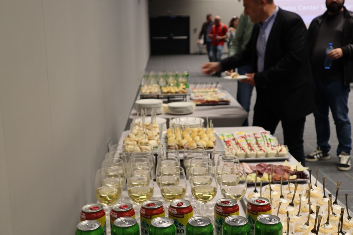 Click for enlarging IMG-8553-JPG-bwcu